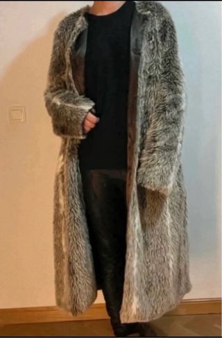 Abrigo largo pelo sintético gris