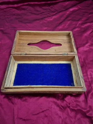 Caja pañuelos madera y joyero