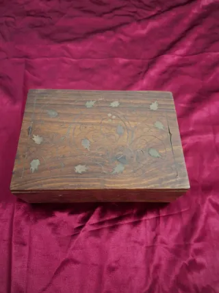 Caja pañuelos madera y joyero