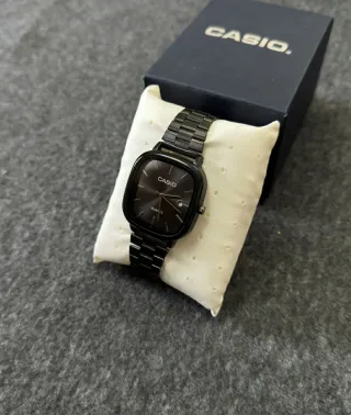 Reloj Casio de acero de color negro