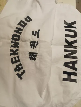 Traje de Taekwondo IKARIA Blanco