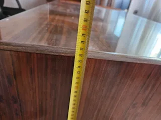 Mesa de oficina y sillas para clínica