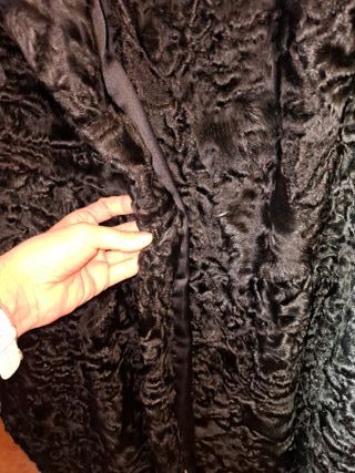 Abrigo Piel Efecto Astracán Negro