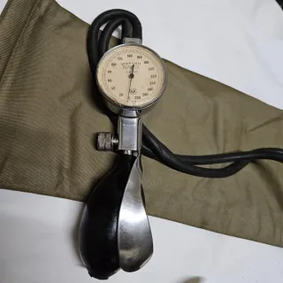 Tensiometros y estetoscopios vintage - goma pasada