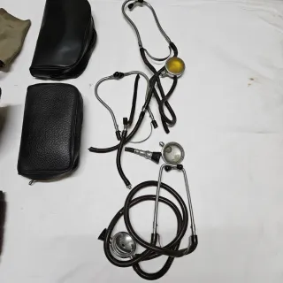 Tensiometros y estetoscopios vintage - goma pasada