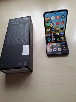 Motorola Razr 50 grigio