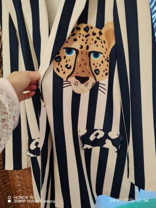 Chaqueta blazer rayas y animal print