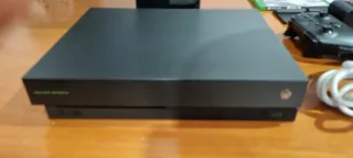 Xbox One X Project Scorpio 1TB Edición Limitada