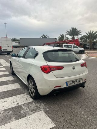 Alfa Romeo Giulietta 2012