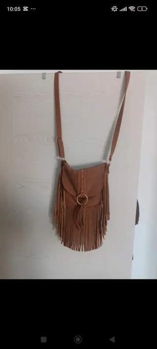Bolso bandolera con flecos