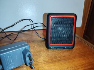 Casse Stereo piccole con Alimentatore