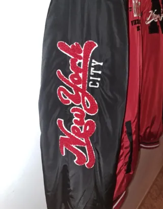 Giacca Varsity Rossa e Nera