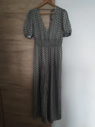 Mono de lunares verde oliva