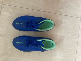 Botas de fútbol multitaco niño