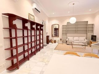 Piso en alquiler en Universidad - Malasaña en Madrid