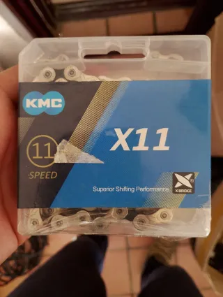 Cadena KMC X11 11 Velocidades