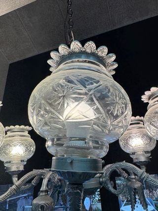 Lámpara de araña con focos cristal tallados
