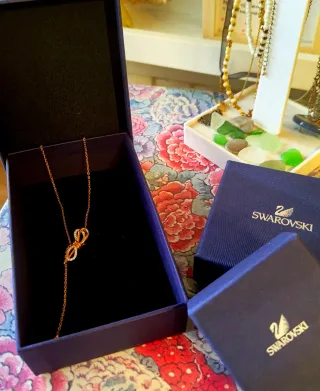 Conjunto Swarovski San Valentín