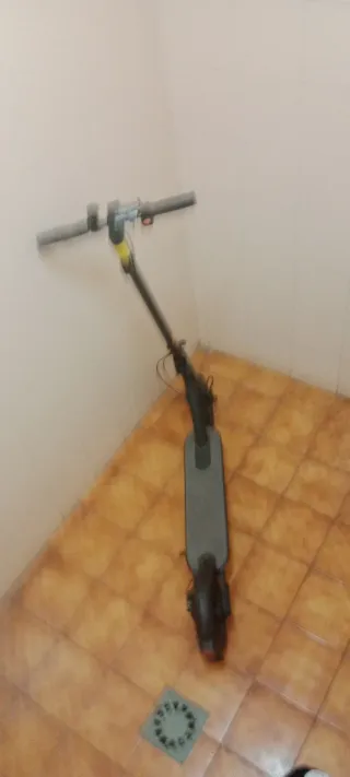 Patinete eléctrico plegable