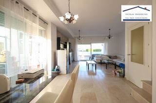 Casa pareada en alquiler en El Faro de Calaburra - Chaparral en Mijas