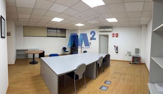 Nave industrial en alquiler en El Barral Ferial en Coslada