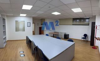 Nave industrial en alquiler en El Barral Ferial en Coslada