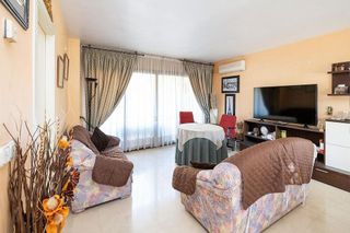 Casa adosada en venta en Cerrillo de Maracena - Periodistas en Granada