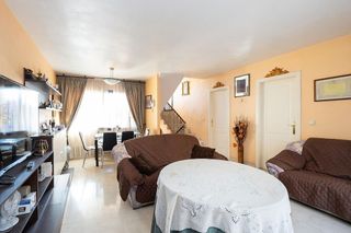 Casa adosada en venta en Cerrillo de Maracena - Periodistas en Granada