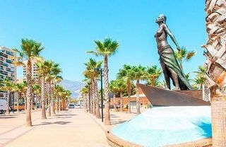 Oficina en venta en Zona Puerto Deportivo en Fuengirola