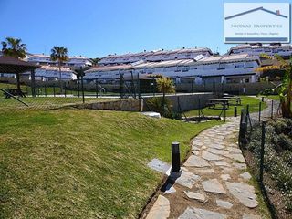Casa pareada en alquiler en El Faro de Calaburra - Chaparral en Mijas