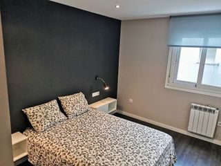 Piso en alquiler en Ensanche - Sar en Santiago de Compostela