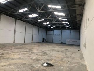 Nave industrial en alquiler en Beniparrell