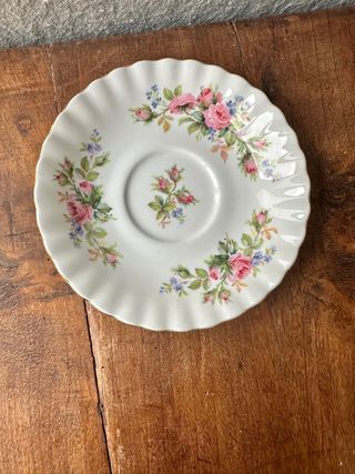 Taza de porcelana Royal Albert moss rose