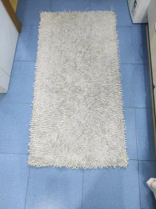 Alfombra blanca poliéster 1.18x.060