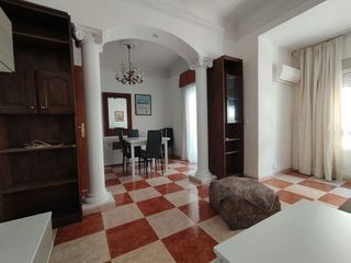 Piso en alquiler en Mercado en Alicante