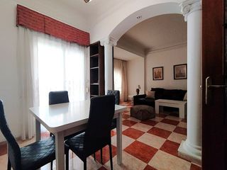 Piso en alquiler en Mercado en Alicante