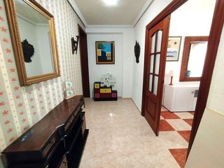 Piso en alquiler en Mercado en Alicante