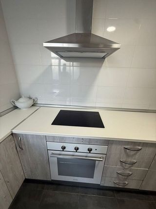 Piso en alquiler en Parque Alcosa - Jardines del Edén en Sevilla