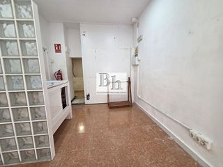 Local comercial en alquiler en La Luz - El Torcal en Málaga