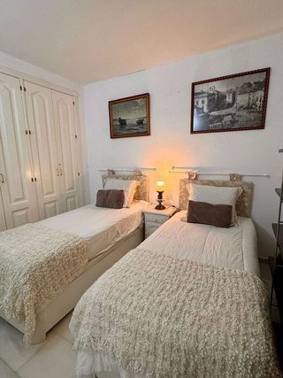 Piso en alquiler en Los Naranjos - Las Brisas en Marbella