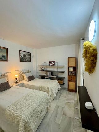 Piso en alquiler en Los Naranjos - Las Brisas en Marbella