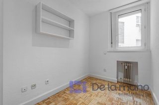 Piso en alquiler en El Viso en Madrid