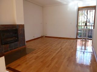 Casa adosada en alquiler en Alameda de Osuna en Madrid