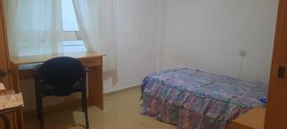 Piso en alquiler en Pajaritos - Plaza de Toros en Granada