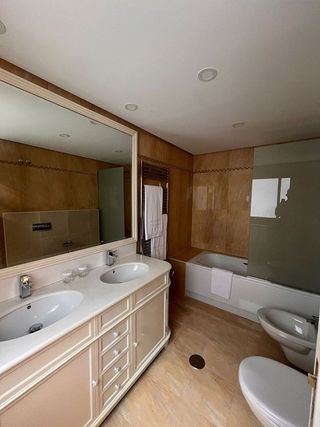 Dúplex en alquiler en Bellas Vistas en Madrid