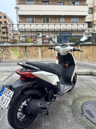 Scooter 125cc Blanca