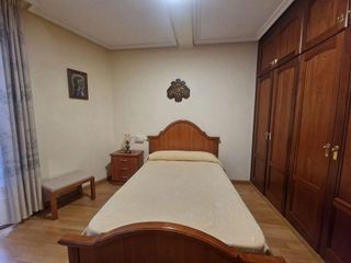 Piso en alquiler en Universidad en Ourense