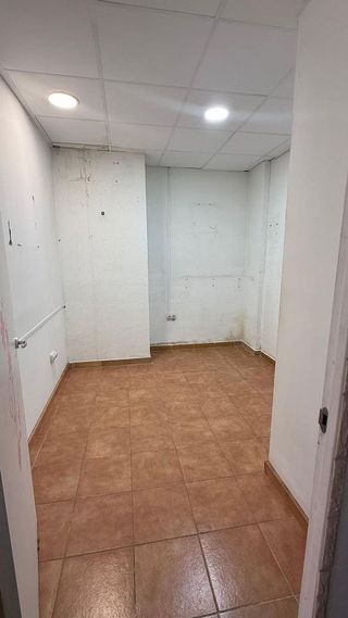 Local comercial en alquiler en Nueva Andalucía en Almería