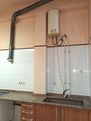 Local comercial en alquiler en Delicias en Zaragoza