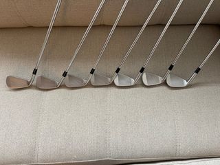 Hierros Taylormade P790 2025 (4-PW) Stiff